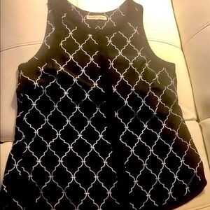 Poppy Lark small top , new with out tags